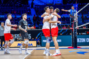 کار بزرگ شاگردان کواچ در قهرمانی جهان والیبال ترکیه مسافر دور حذفی شد