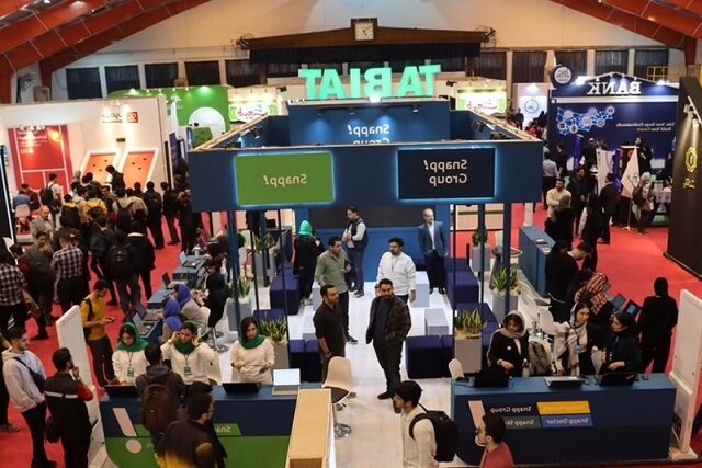 حدود ۷۰۰ فرصت شغلی در انتظار دانشجویان و دانشگاه آموختگان شریف